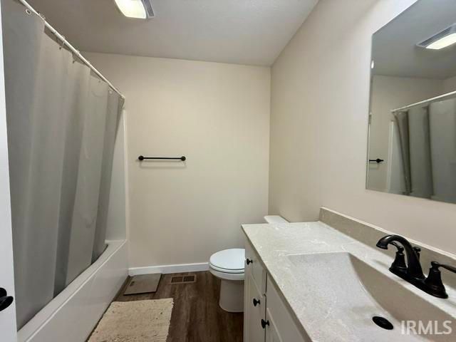1195 S Kaylynn Street, Ellettsville, IN 47429