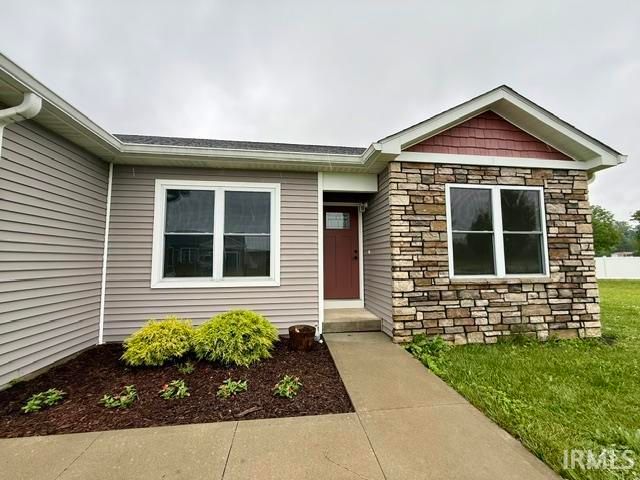 1195 S Kaylynn Street, Ellettsville, IN 47429