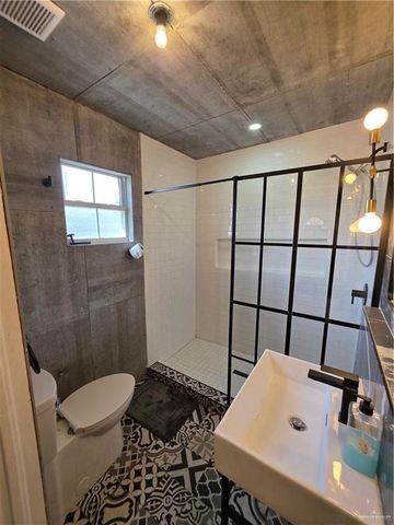 1321 N Saint Marie Street, Mission, TX 78572