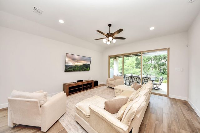 111 Harlequin Duck Court, Magnolia, TX 77354