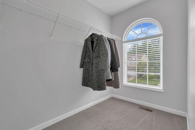 596 Herrogate Square, Pickerington, OH 43147