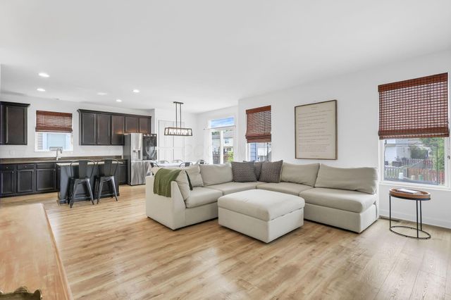596 Herrogate Square, Pickerington, OH 43147