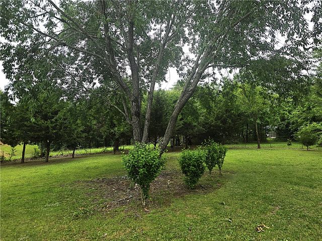 1699 Hawkins Road, Harrison, AR 72601