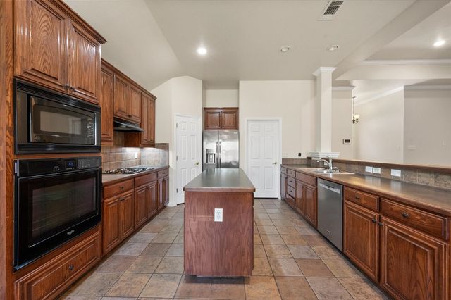 6316 Garwin Drive, Fort Worth, TX 76132