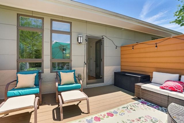 151 Sherman St, Cambridge, MA 02140