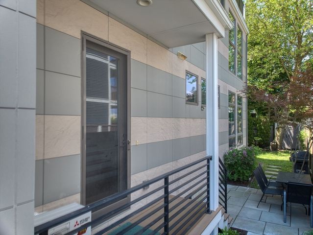 151 Sherman St, Cambridge, MA 02140