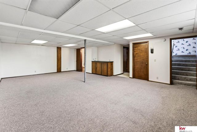 6826 S 73rd Avenue, Ralston, NE 68127