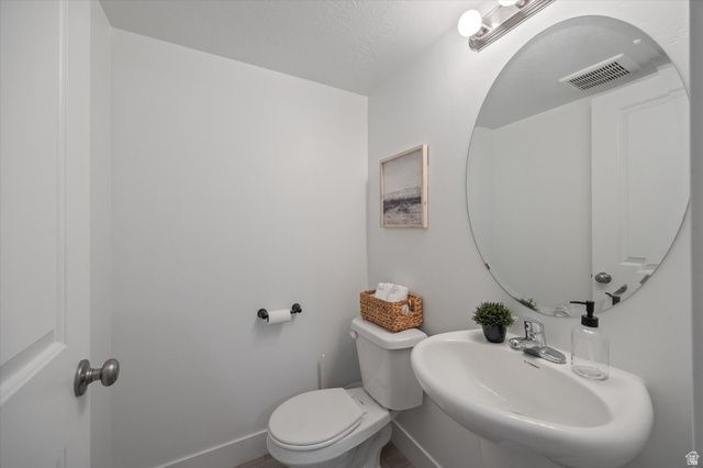 1698 S FREESTONE BLVD, Santaquin, UT 84655