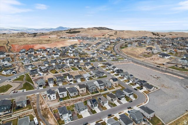 1698 S FREESTONE BLVD, Santaquin, UT 84655