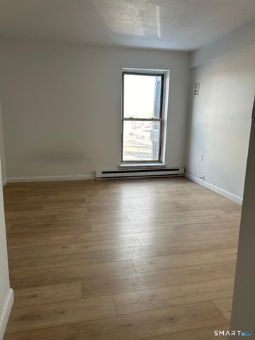 90 Kane Street C1, West Hartford, CT 06119