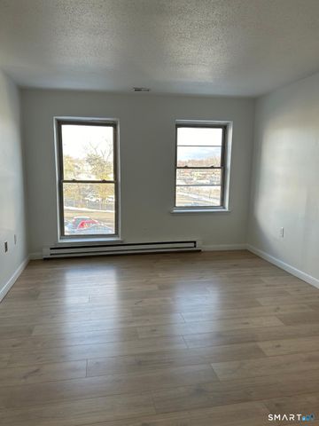 90 Kane Street C1, West Hartford, CT 06119