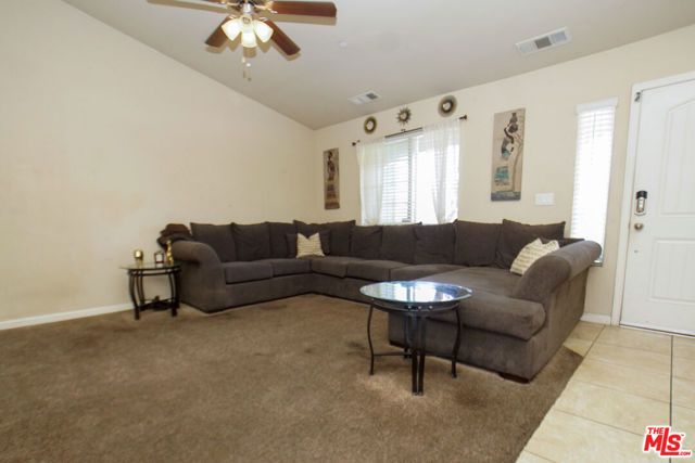 6014 Samuelson Street, Bakersfield, CA 93313