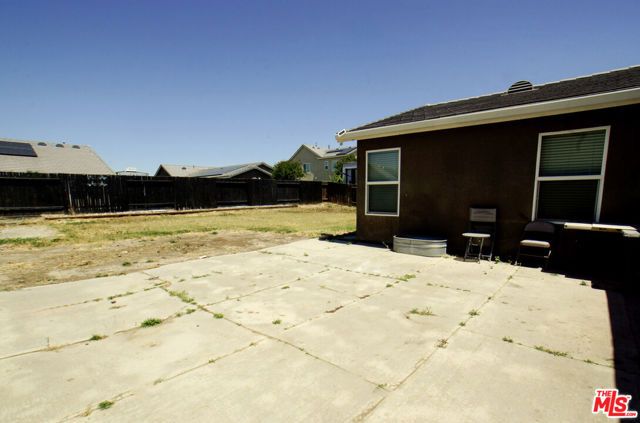 6014 Samuelson Street, Bakersfield, CA 93313