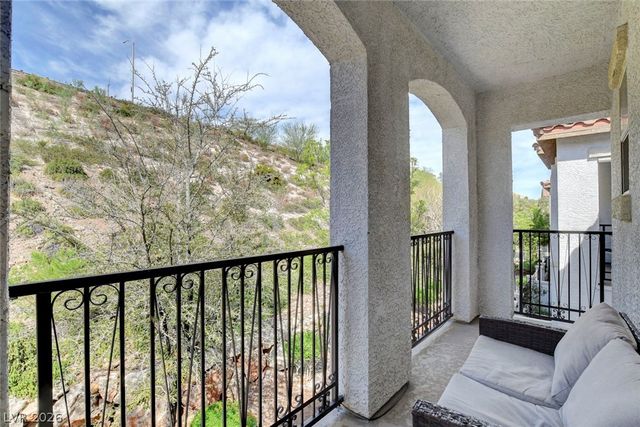 1525 Spiced Wine Avenue 10101, Henderson, NV 89074