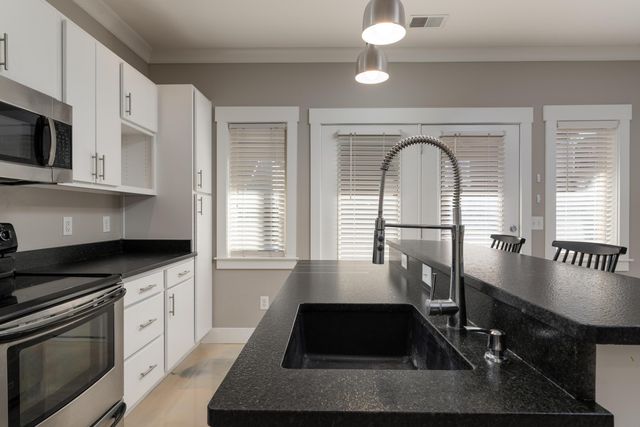 1412 Adams Street, Chattanooga, TN 37408