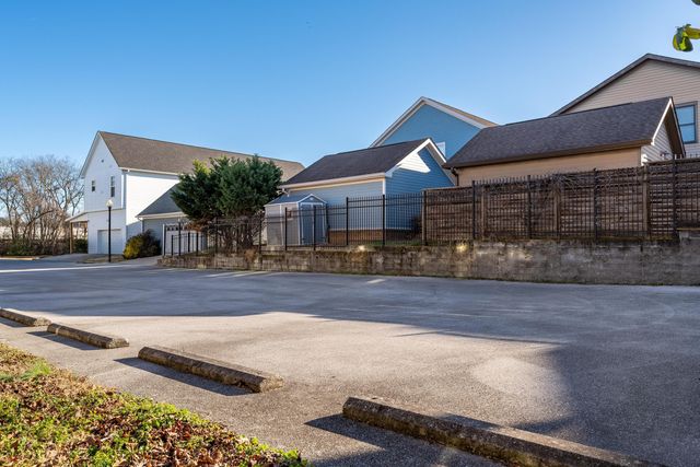 1412 Adams Street, Chattanooga, TN 37408