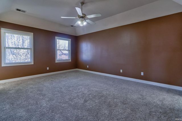 4433 Foxmoor Drive, Newburgh, IN 47630