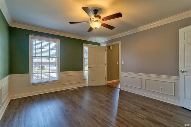 4433 Foxmoor Drive, Newburgh, IN 47630