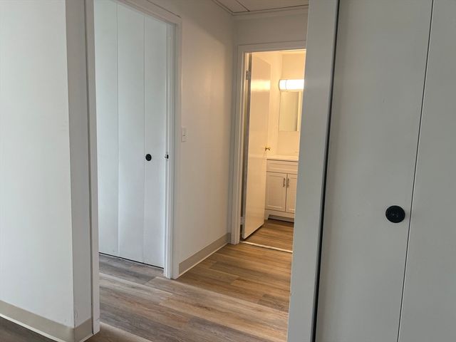 1 Pond St. 8K, Winthrop, MA 02152