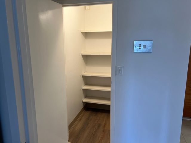 1 Pond St. 8K, Winthrop, MA 02152