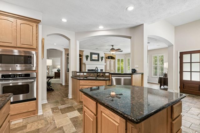 8978 Willow Springs Lane, Conroe, TX 77302