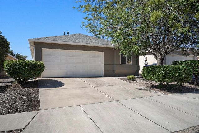 8724 N La Vida Lane SW, Albuquerque, NM 87121