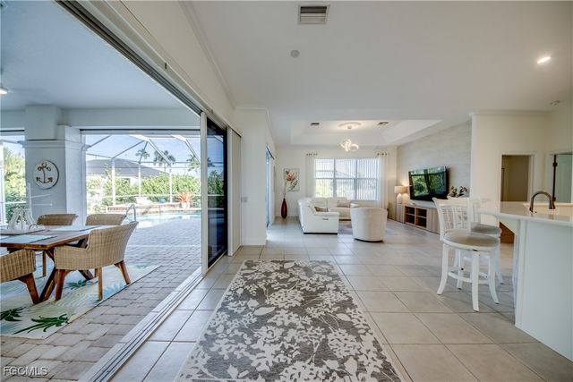 1909 SW 46th TER, Cape Coral, FL 33914