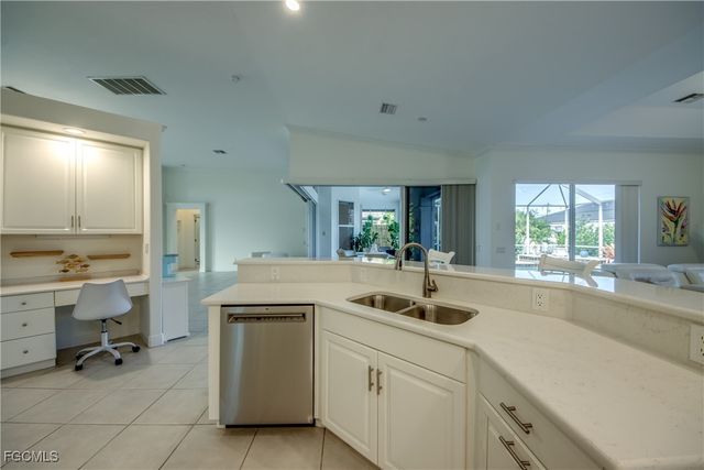 1909 SW 46th TER, Cape Coral, FL 33914