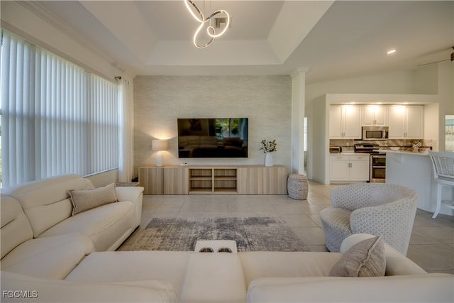 1909 SW 46th TER, Cape Coral, FL 33914