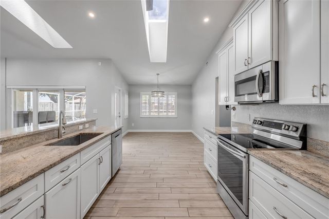 10 CUNNINGHAM DRIVE, New Smyrna Beach, FL 32168