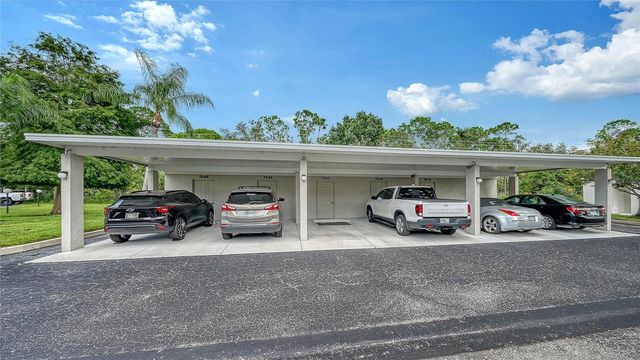 7652 EAGLE CREEK DRIVE 7598, Sarasota, FL 34243