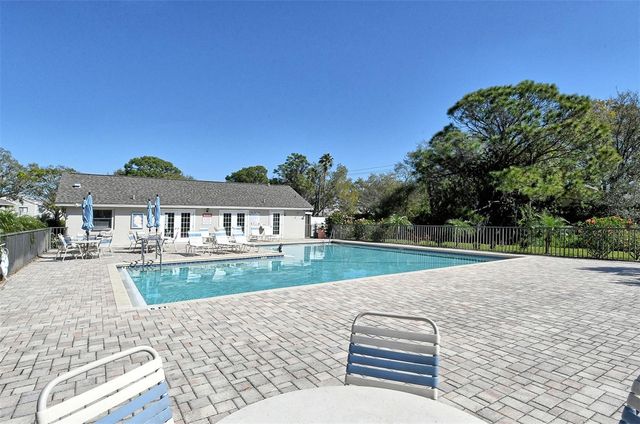 7652 EAGLE CREEK DRIVE 7598, Sarasota, FL 34243