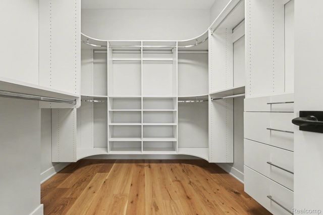 57382 Meadowridge Drive, Washington Township, MI 48094