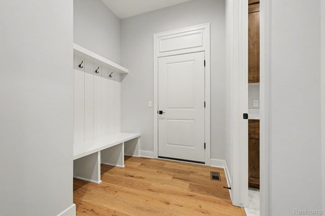 57382 Meadowridge Drive, Washington Township, MI 48094