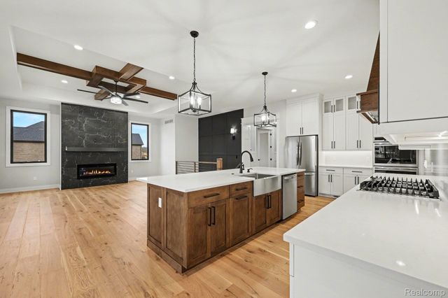 57382 Meadowridge Drive, Washington Township, MI 48094