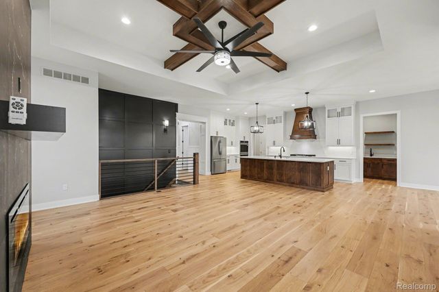 57382 Meadowridge Drive, Washington Township, MI 48094