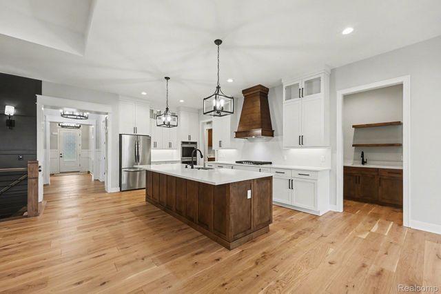 57382 Meadowridge Drive, Washington Township, MI 48094