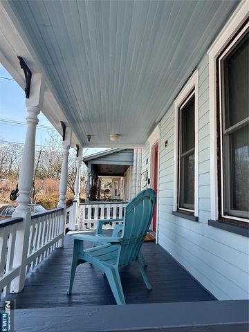 19 Sylvan Place, Montclair, NJ 07042