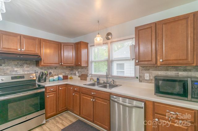 1116 Montgomery Avenue, Albemarle, NC 28001