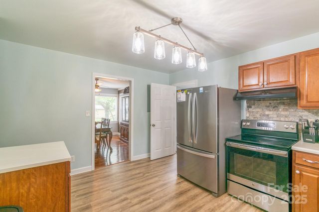 1116 Montgomery Avenue, Albemarle, NC 28001