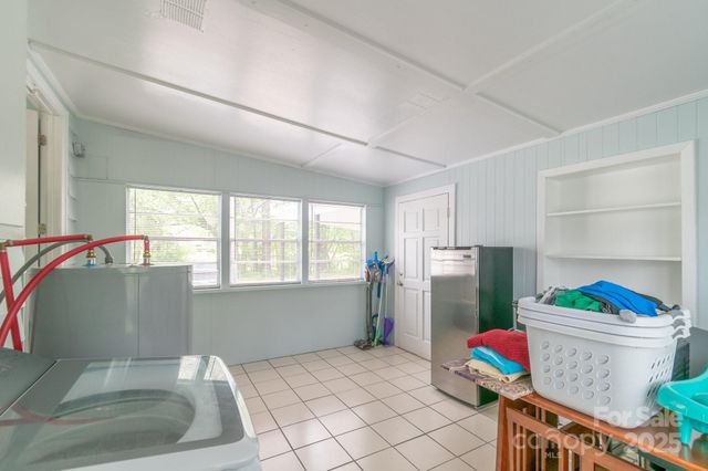 1116 Montgomery Avenue, Albemarle, NC 28001