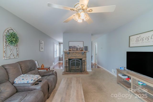 1116 Montgomery Avenue, Albemarle, NC 28001