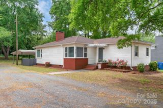 1116 Montgomery Avenue, Albemarle, NC 28001