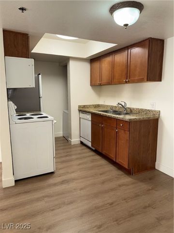 4200 South Valley View Boulevard 2090, Las Vegas, NV 89103