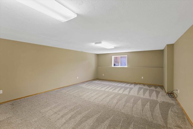 5216 W Bedford Ave, Spokane, WA 99208