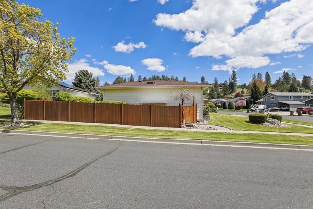 5216 W Bedford Ave, Spokane, WA 99208