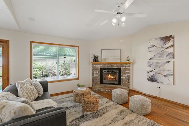 5216 W Bedford Ave, Spokane, WA 99208