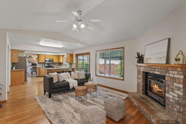 5216 W Bedford Ave, Spokane, WA 99208