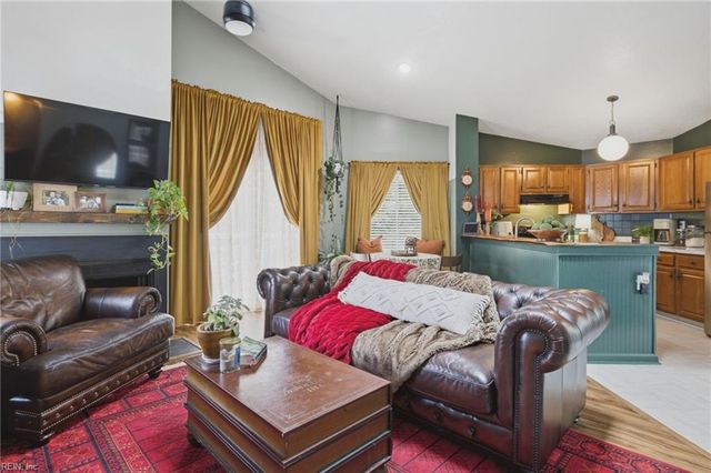 4707 Goldeneye CT, Virginia Beach, VA 23462
