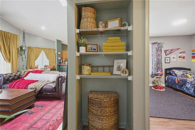 4707 Goldeneye CT, Virginia Beach, VA 23462